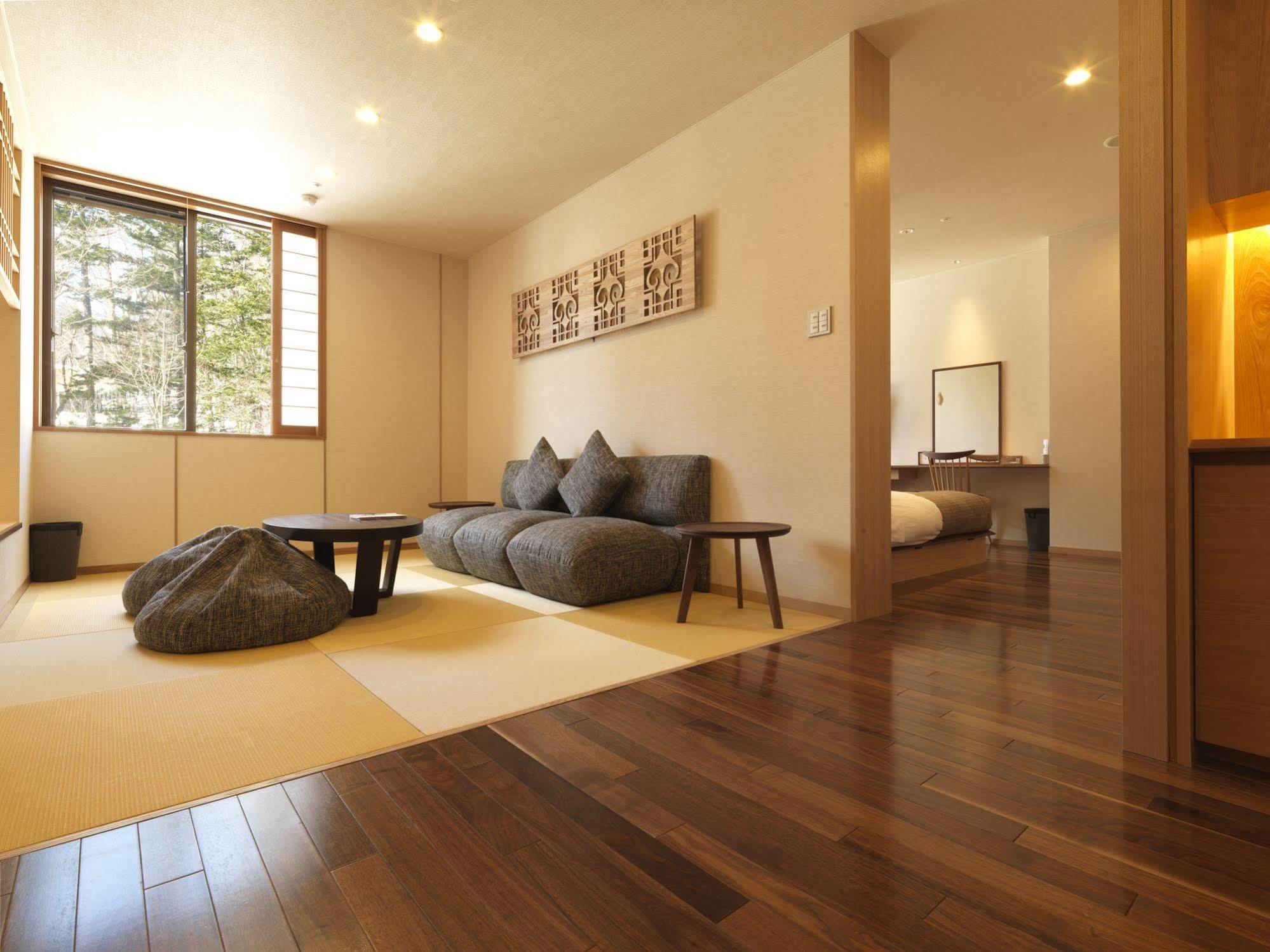 Отель Niseko Konbu Onsen Tsuruga Moku-No-Sho Экстерьер фото